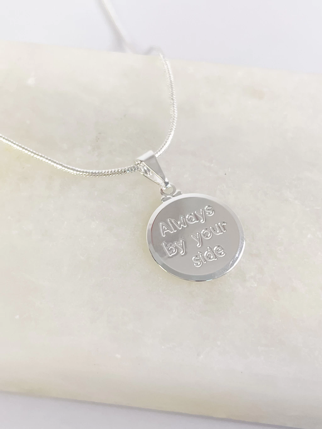 COLAR ALWAYS BY YOUR SIDE - BANHO DE PRATA