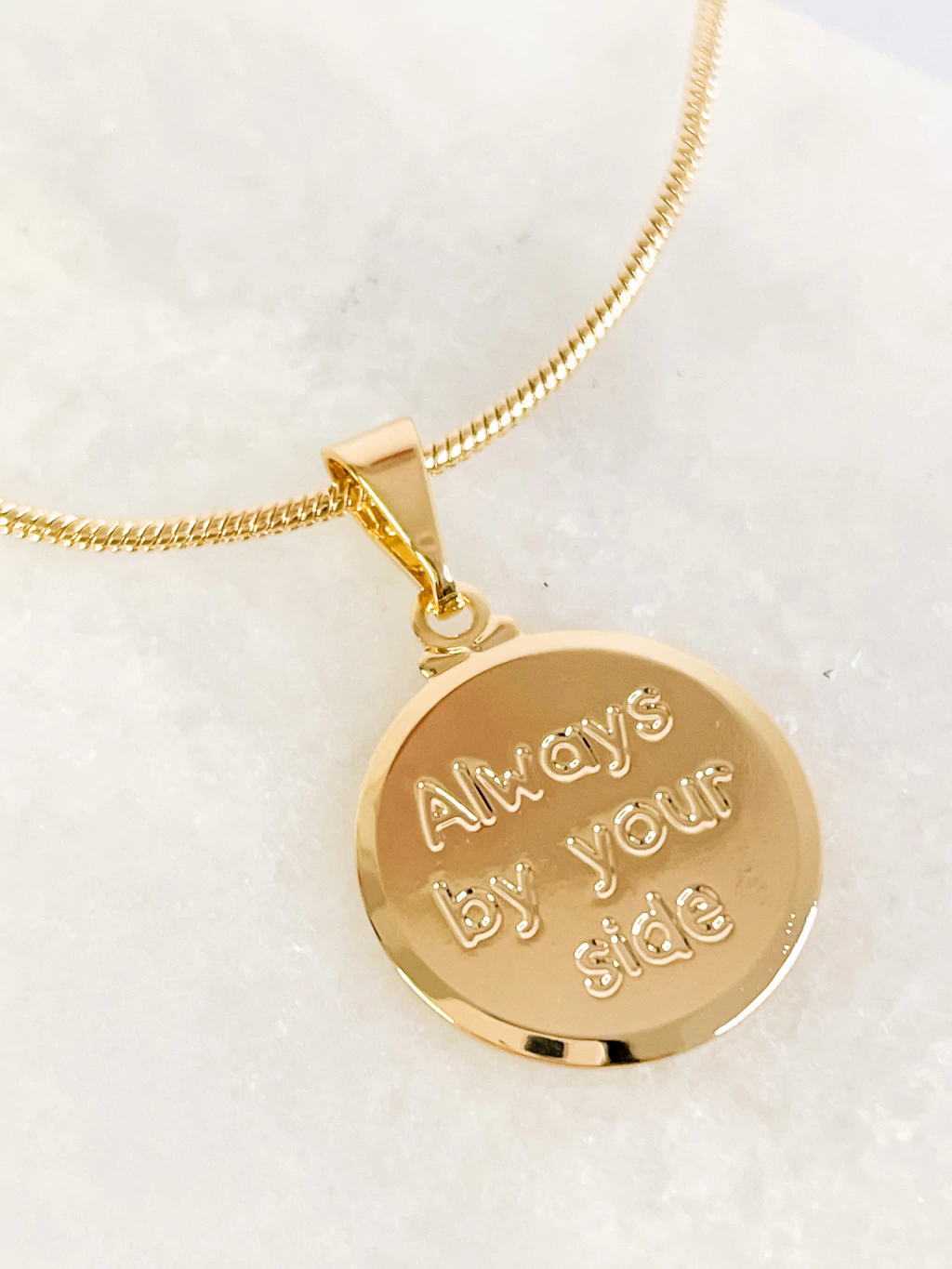 COLAR ALWAYS BY YOUR SIDE - BANHO DE OURO 18K