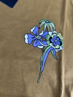 Remera Flower