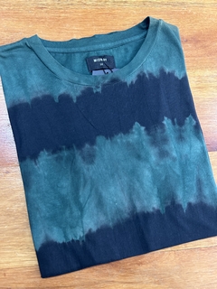 Remera Batik