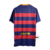 Camisa retrô do Barcelona da temporada 2015/16, com listras vermelhas e azuis, logotipo da Nike e patrocinador Qatar Airways.