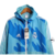 Corta-vento azul do Real Madrid com capuz e detalhes em azul e branco.