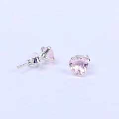 Crafitá - Brinco com zircônia de coração rosa em prata 925