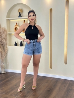 Short Jeans Feminino com Lycra Marmorizado. - comprar online