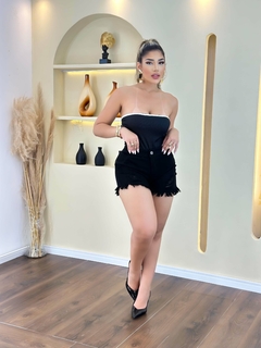 Short Jeans Feminino Cintura Alta Barra Dobrada Cor Preto. - loja online