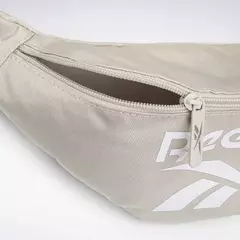 Pochete Esportiva Foundation da Reebok na internet