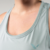 Musculosa Courtney Revés en internet
