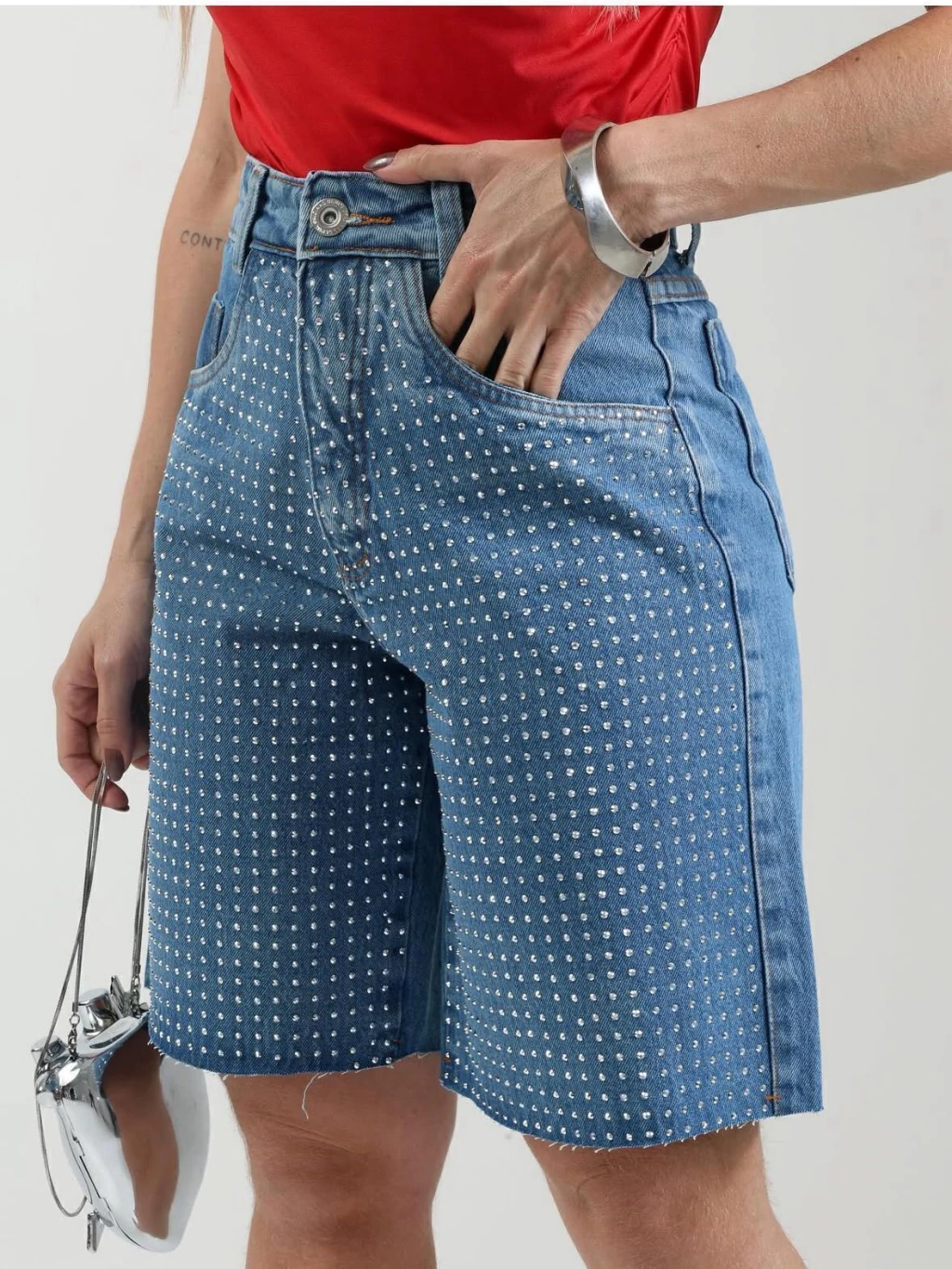 BERMUDA LONGA COM BRILHO JEANS
