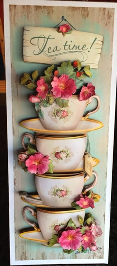 Quadro Cozinha - Xícaras empilhadas com flores cor de rosa - loja online