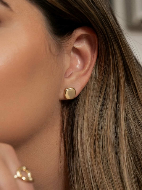 Brinco solitário liso Priscila