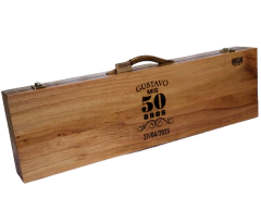 Imagen de Kit Para Asados Para 4 Personas Con Copas