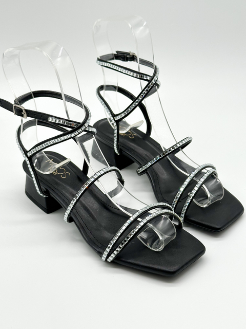 SANDALIA ATENA SALTO BAIXO COM PEDRARIA PRETO