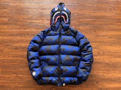 JAQUETA BAPE na internet