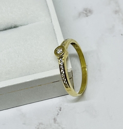 Anillo solitario Oro 18 Kts - comprar online