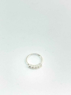 Piercing linea strass