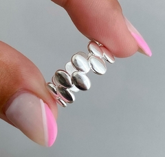 Anillo oval