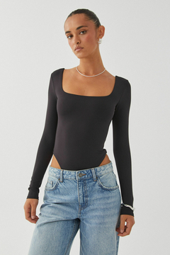 BODY BÁSICO ESCOTE CUADRADO - comprar online