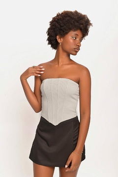 Imagem do BLUSA TOMARA QUE CAIA C/BARBATANAS T701170