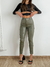 Pantalon bengalina engomada con recortes y pinzas Fara en internet