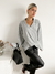 Buzo lanilla darlon rayado escote en V y cuello Fischer - tienda online