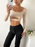 Remera modal soft crop escote en U con sustraccion Hiroki