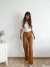 Pantalon cuerina con bolsillos traseros con cierre y boton Olivia - comprar online