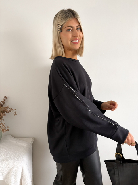 Buzo rustico con strass en mangas Pasadena - comprar online