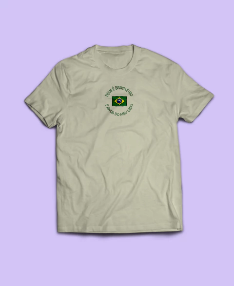 Camisa Deus é Brasileiro