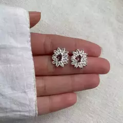 Brinco Flores com ZircôniaS Cristais– 90800 - comprar online