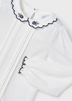 Blusa cuello bordado niña - comprar en línea