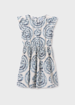 Vestido estampado chica en internet