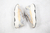 ADIDAS YEEZY BOOST 700 V2 CREAM na internet