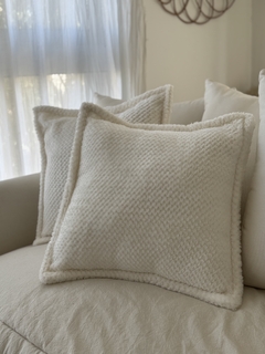 FUNDA ALMOHADON LISBOA. Manteca. - comprar online