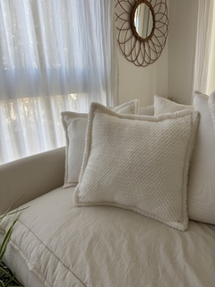 FUNDA ALMOHADON LISBOA. Manteca. en internet