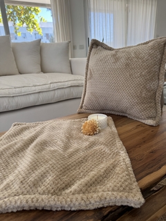 FUNDA ALMOHADON LISBOA. Tostado.
