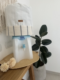 FUNDA BIDON CHICO. Manteca y rayas grises. en internet