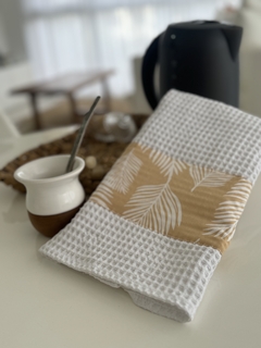REPASADOR blanco con guarda estampada color maiz - tienda online