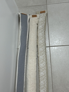 Imagen de BURLETE. Gris y crudo.