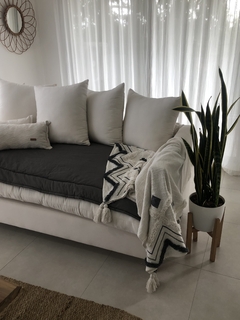 Imagen de PILLOW. 2 x 0,85 cm. GRIS TOPO.