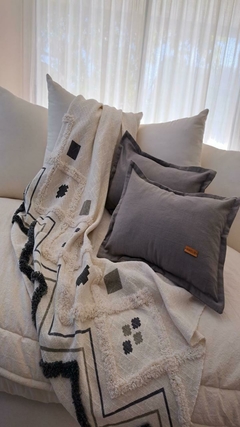 FUNDA ALMOHADON TUSOR 50 X 30. GRIS ELEFANTE. - comprar online