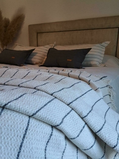 FUNDA ALMOHADON TUSOR 50 X 30. GRIS TOPO. - comprar online