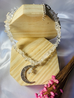 CHOKER DE CRISTAL COM MEIA LUA