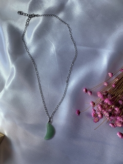 CHOKER DE AÇO INOX COM QUARTZO VERDE na internet