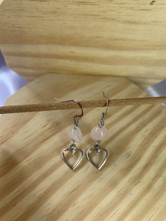 PAR DE BRINCOS - QUARTZO ROSA - CORAÇÃO - NÍQUEL - comprar online