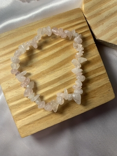 PULSEIRA DE QUARTZO ROSA - PEDRA DO AMOR E RELACIONAMENTOS - comprar online