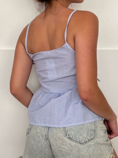 TOPS TONI (CELESTE) - comprar online