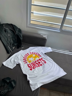 REMERONES "FOREVER CHASING SUNSETS" (BLANCO) - comprar online