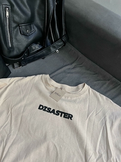 BOXY FIT "DISASTER" en internet