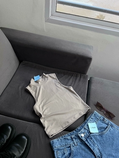 MUSCULOSAS MINA (GRIS) - comprar online