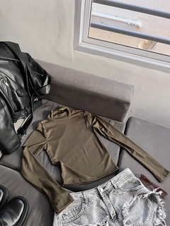 POLERAS CINTIA (VERDE) - comprar online